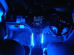 青　車　カスタム　おすすめ、８